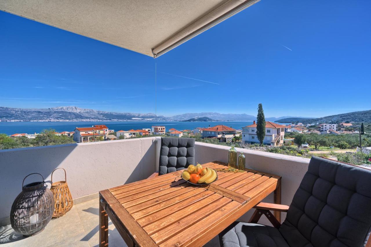 Apartment Ming - Pool, Sea-view And Peace Slatine