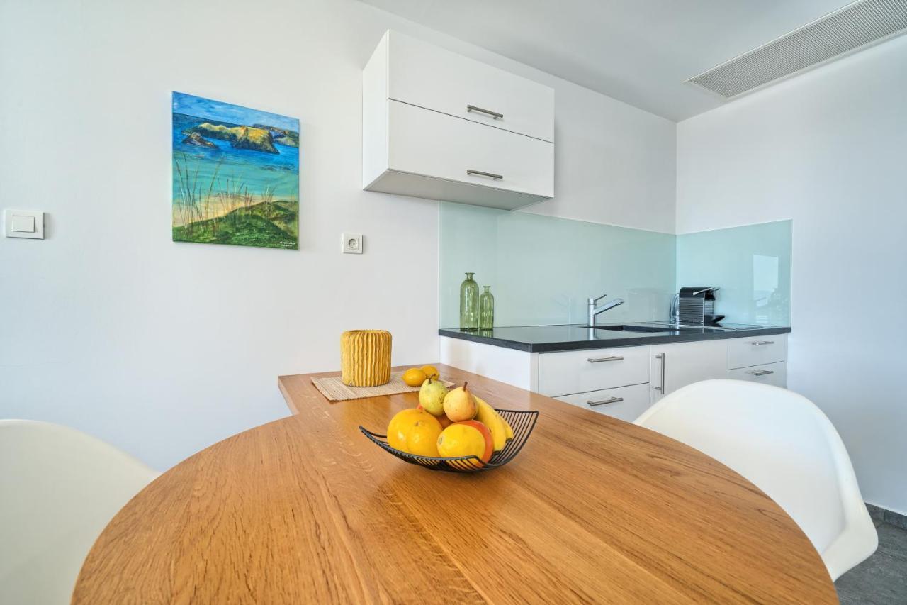 Ming - Pool, Sea-view And Peace Apartment Slatine