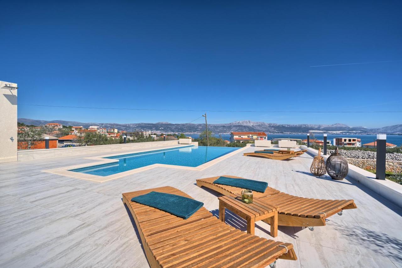 Ming - Pool, Sea-view And Peace *